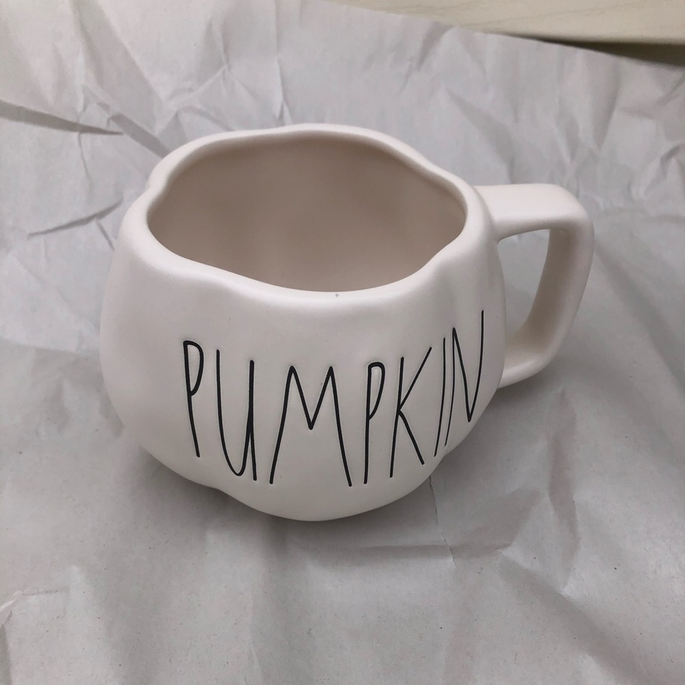New Rae Dunn Ivory “Pumpkin” pumpkin shaped mug